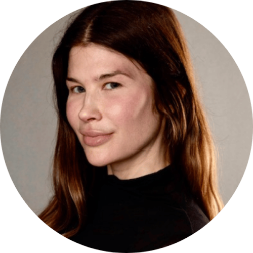 Anna Williams Headshot